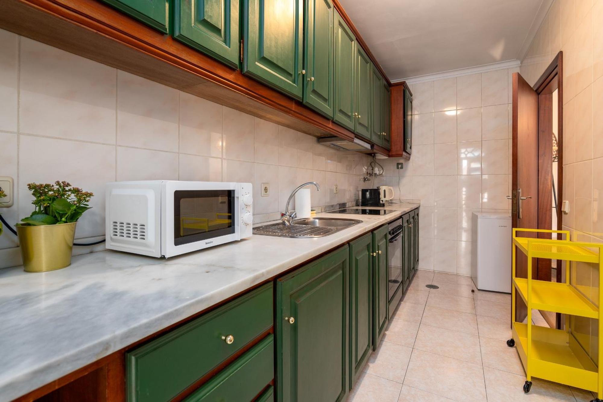 포르투 Renovated Feb25 Clerigos Cozy Balcony With Self Check In 아파트 외부 사진